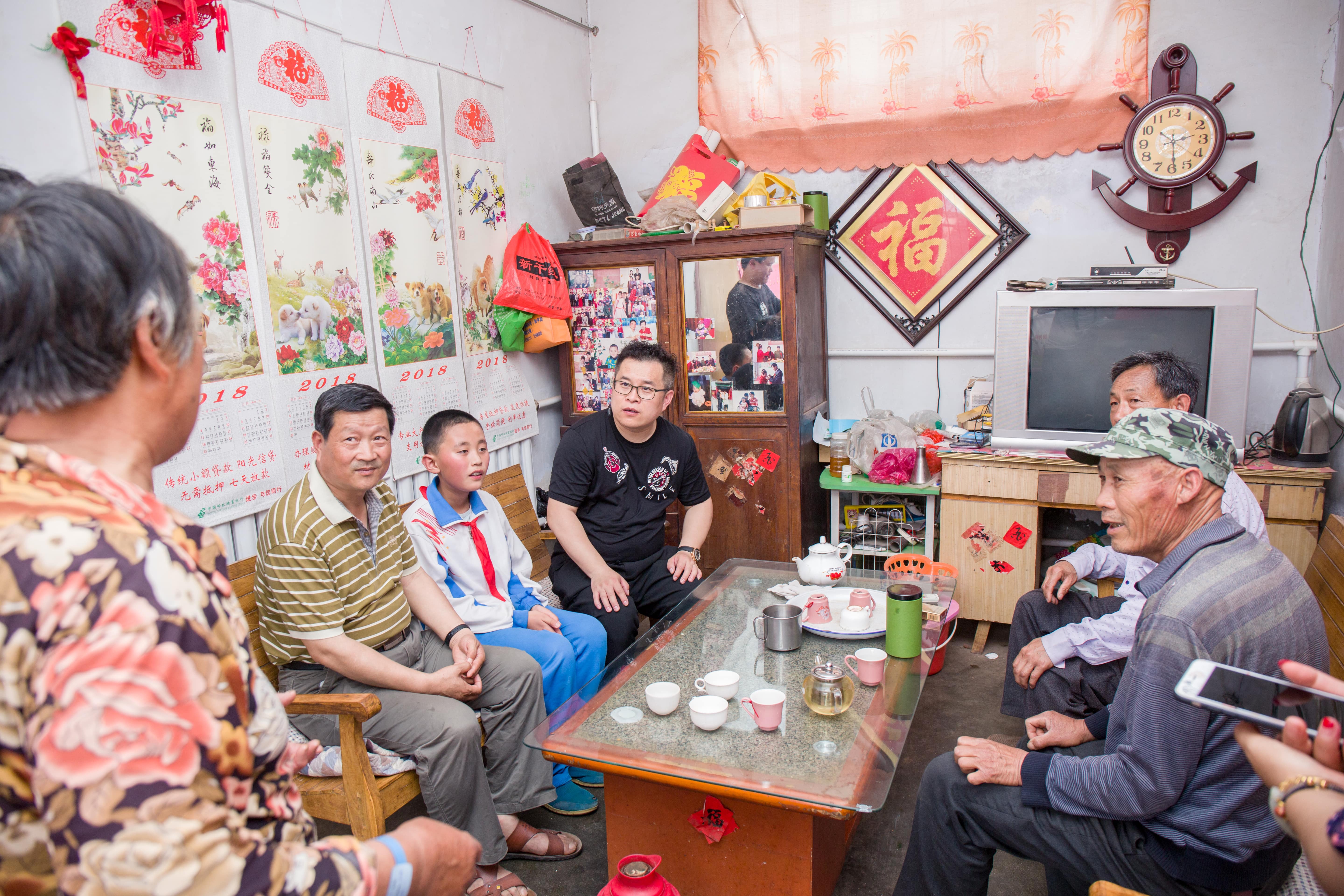 第142所 诸城市贾悦镇范家官庄bty官网鹿永波小学