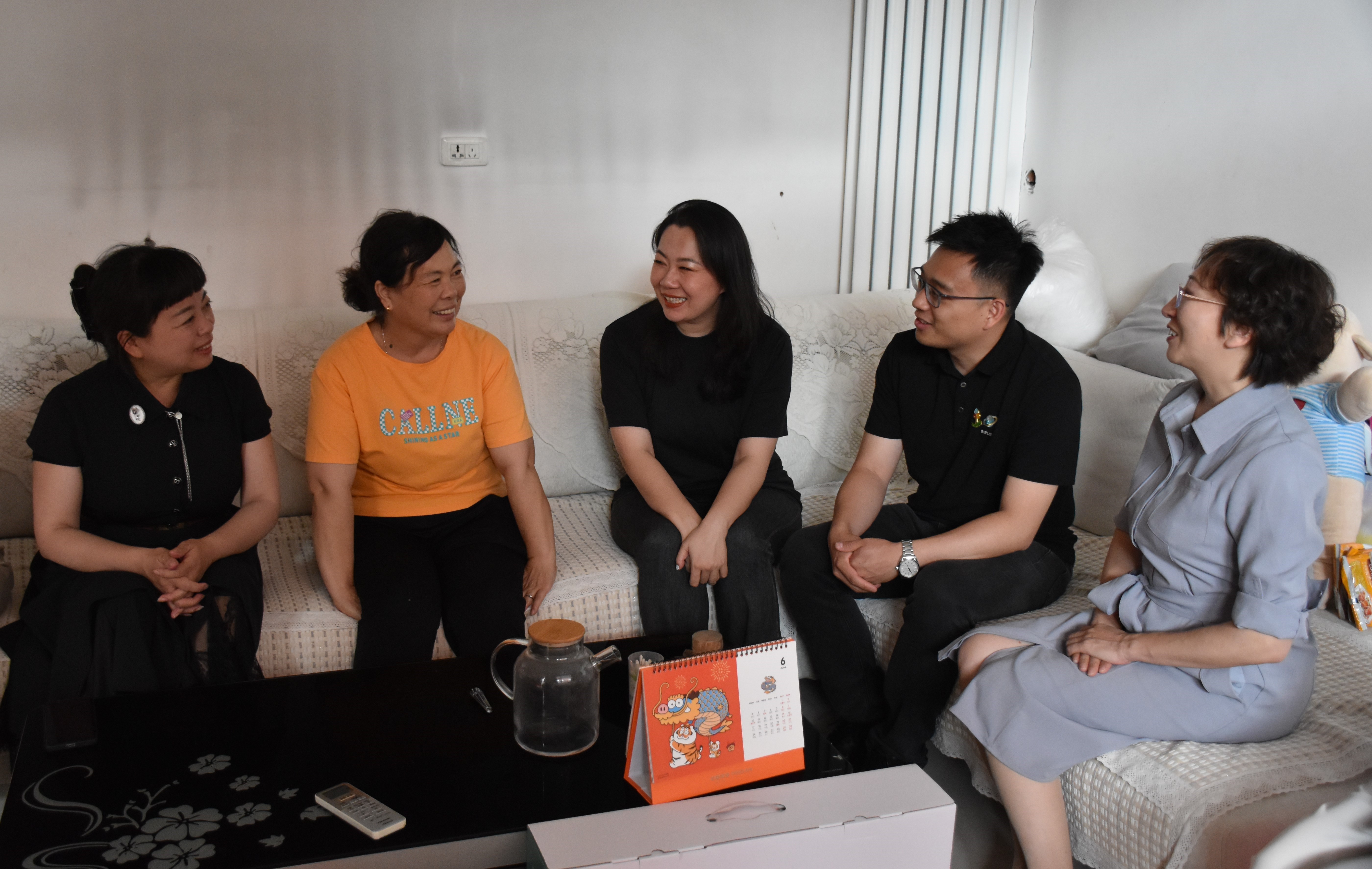 bty官网公益送温暖：6载慈善 660名单亲母亲受益