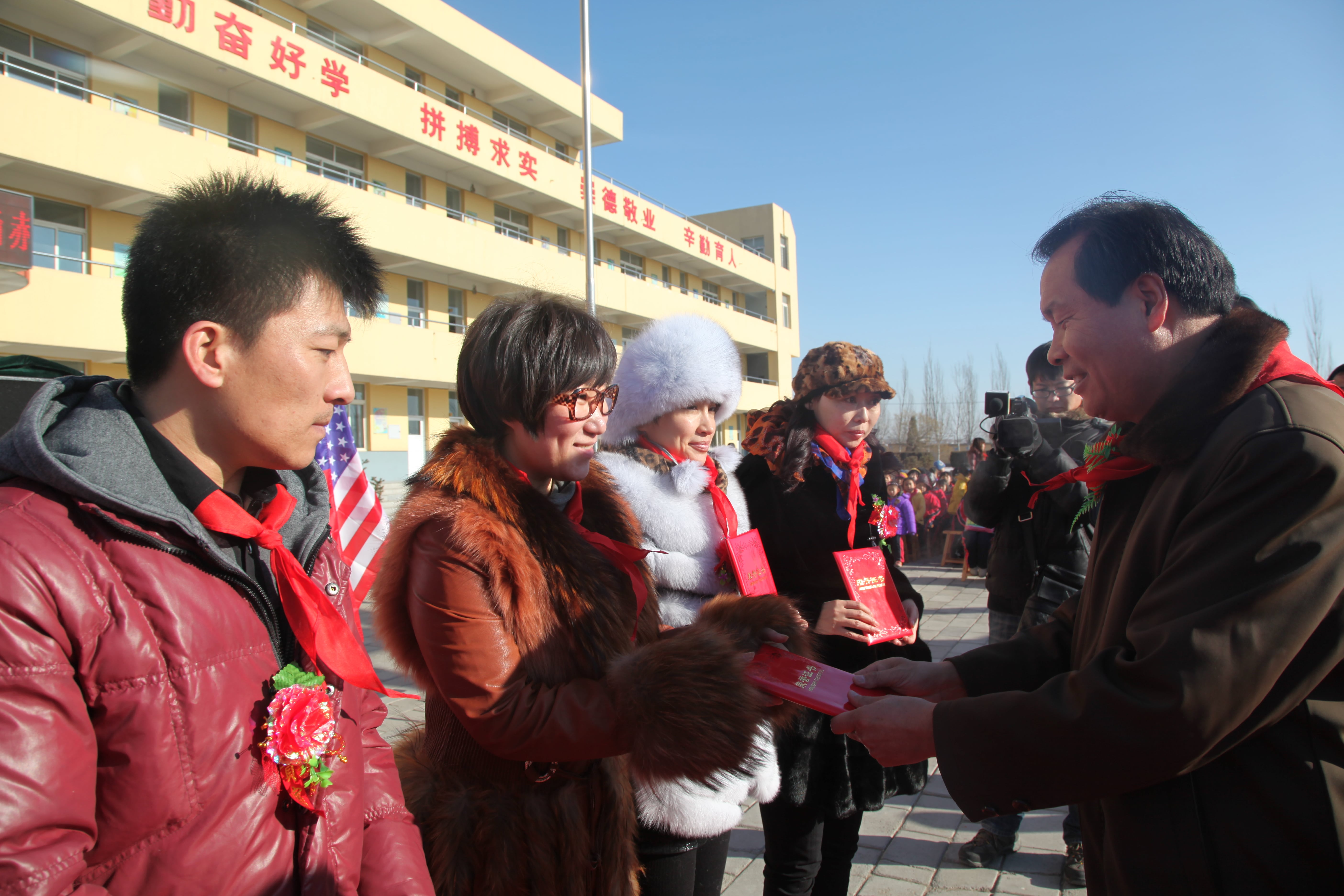 第28所 包头市哈业胡同bty官网刘金萍小学