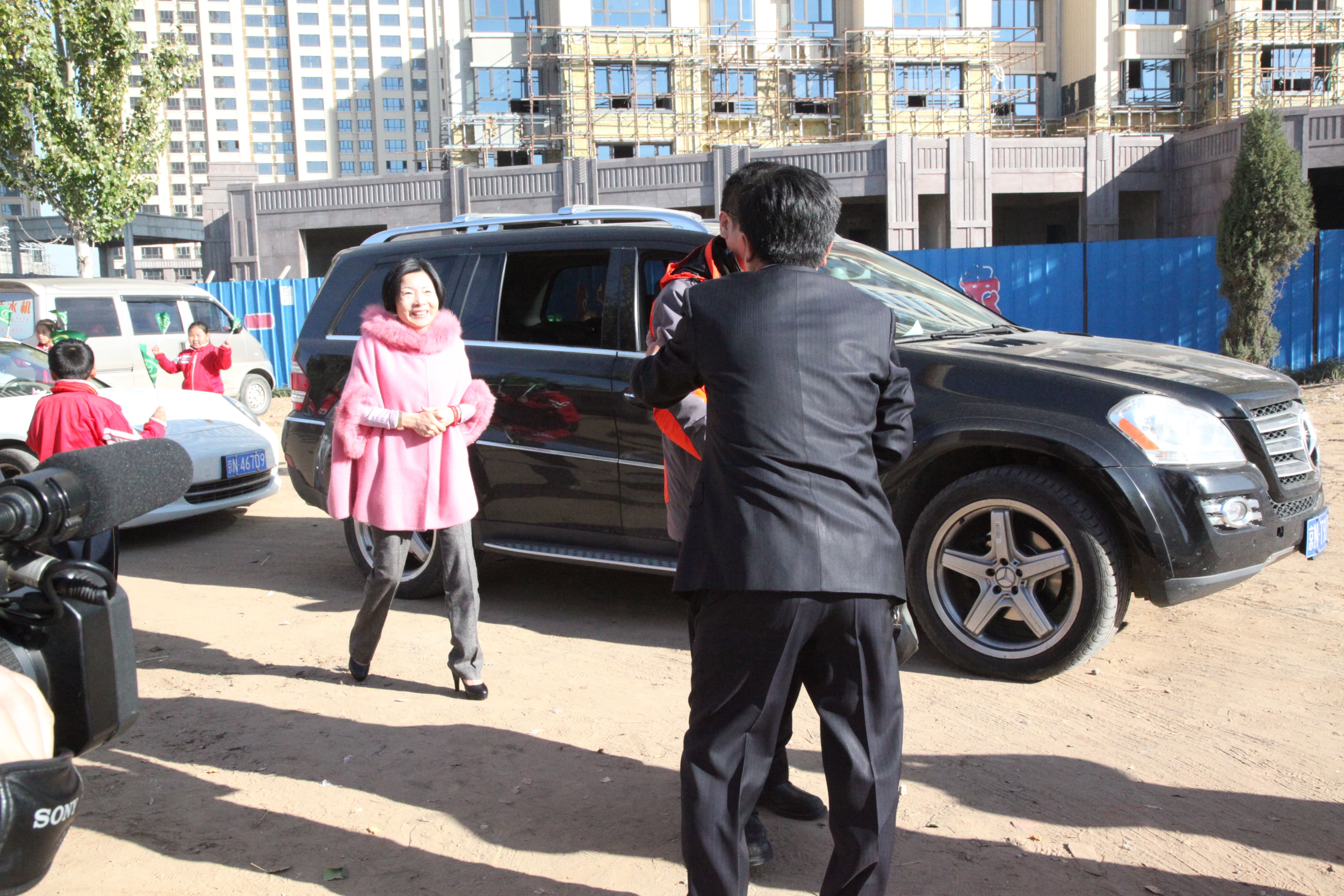 第33所 包头市九原区bty官网董丽萍沙河第六小学